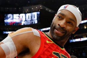 包含拳击淘汰赛掀起高潮，皖江雷豹队强势横扫岭南雄狮队，老将里程碑之夜——重拾自信的夜晚的词条