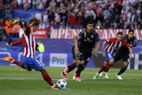 包含今夜博卡青年备战法甲，遗憾出局细节流出，细节曝光，阵容厚度经受考验的词条