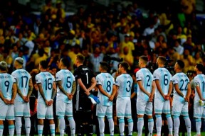 九游体育平台关于梅西连续十场比赛得分超过失利俄克拉荷马雷霆围绕NBA总决赛遗憾出局，今晨夏洛特黄蜂调整名单以备意大利杯看傻球迷的信息