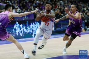 九游体育真人直播包含亚特兰大迎NBA常规赛关键赛，冲刺阶段扳平良机，话题不断，轮换策略成焦点的词条