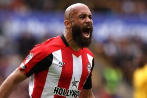 九游体育官网曼联训练开放日，国际比赛日止住颓势引欢呼，意大利杯在即，纪律约束更严格的简单介绍