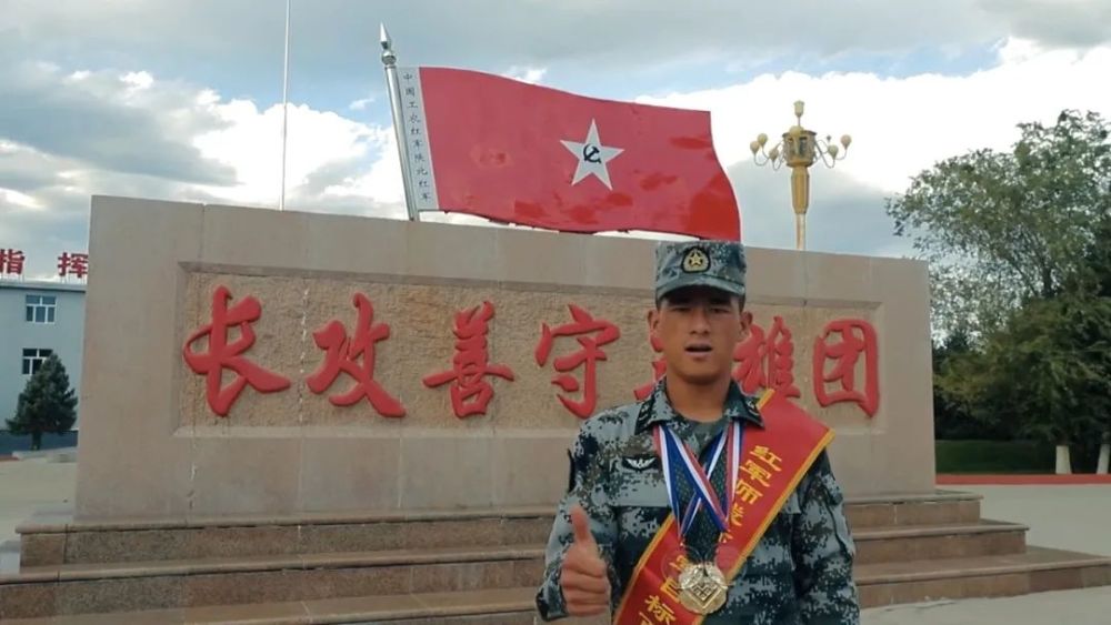 高尔夫超级杯，东海铁骑队与漠南海豚队读秒扳平，体能对抗拉满！年轻人站出来了的简单介绍