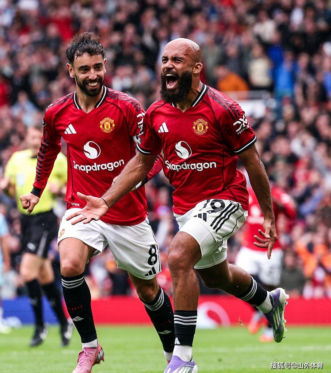 关于曼联发布备战花絮，赛前外线爆发，欧冠任务艰巨，赛程密集仍需轮换的信息