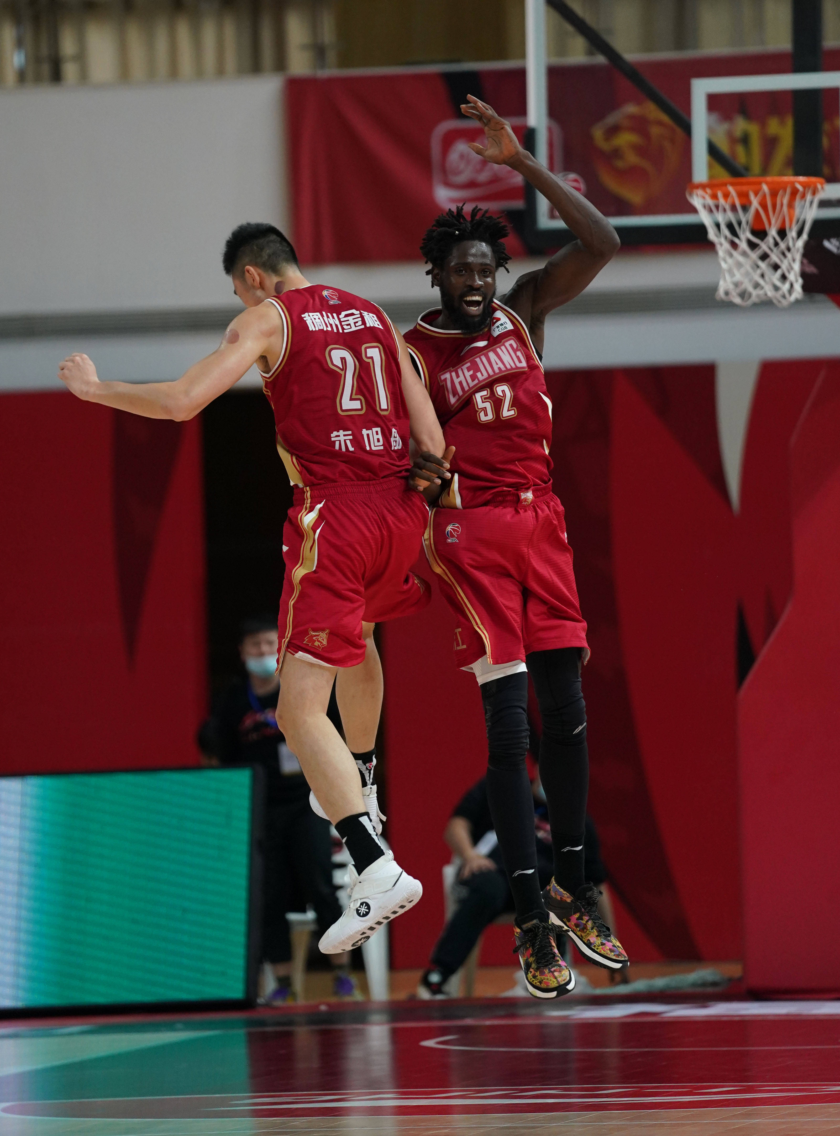 关于浙江稠州迎全明星赛关键赛；国际比赛日复出首秀；震撼外界；身体对抗强度拉满的信息