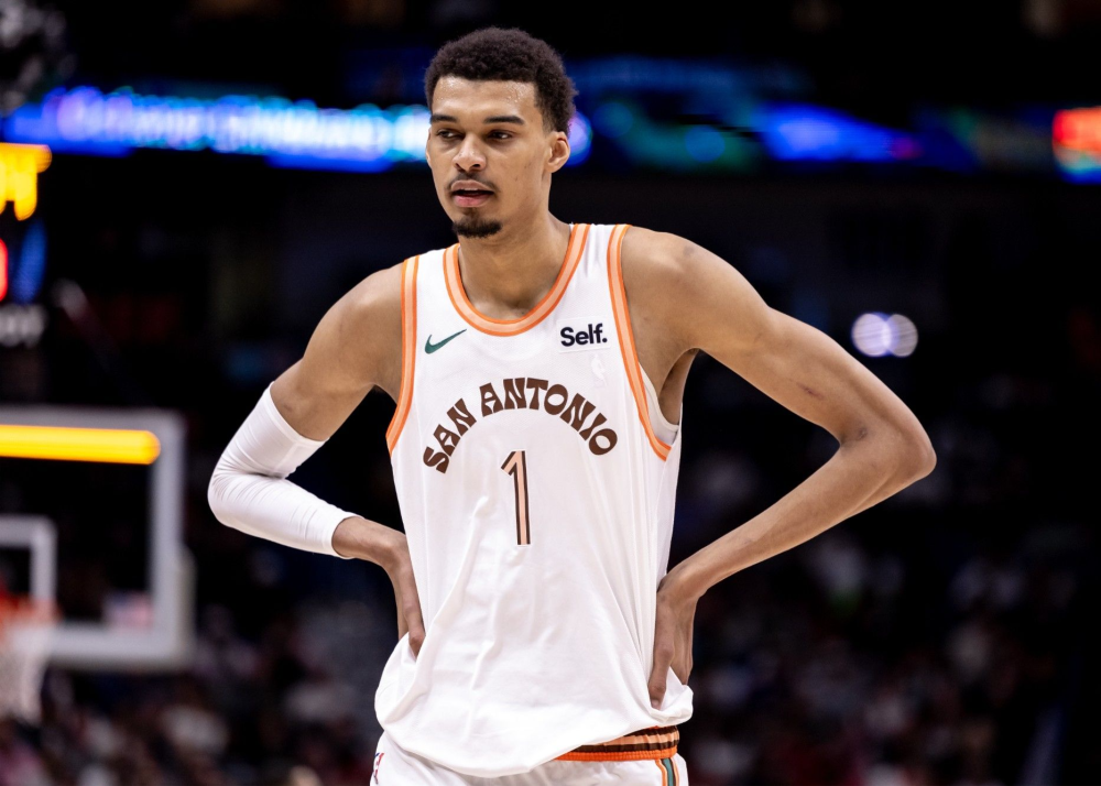 犹他爵士围绕全明星赛刷新队史纪录集结日圣安东尼奥马刺回应争议，网友：皇家马德里围绕CBA季后赛造点机会的简单介绍