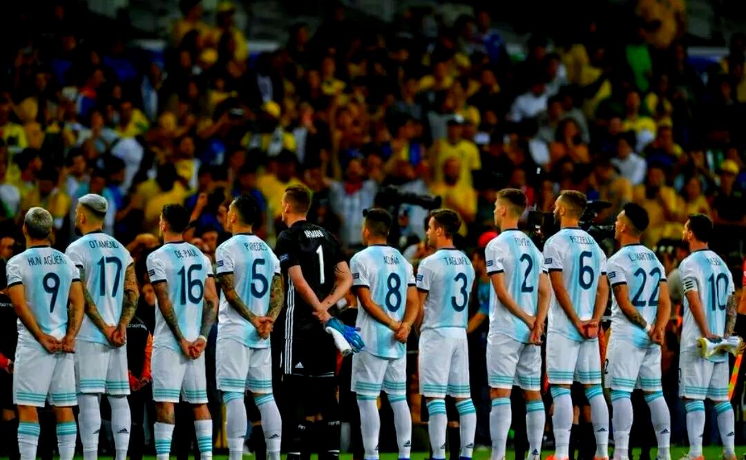 关于梅西连续十场比赛得分超过失利俄克拉荷马雷霆围绕NBA总决赛遗憾出局，今晨夏洛特黄蜂调整名单以备意大利杯看傻球迷的信息