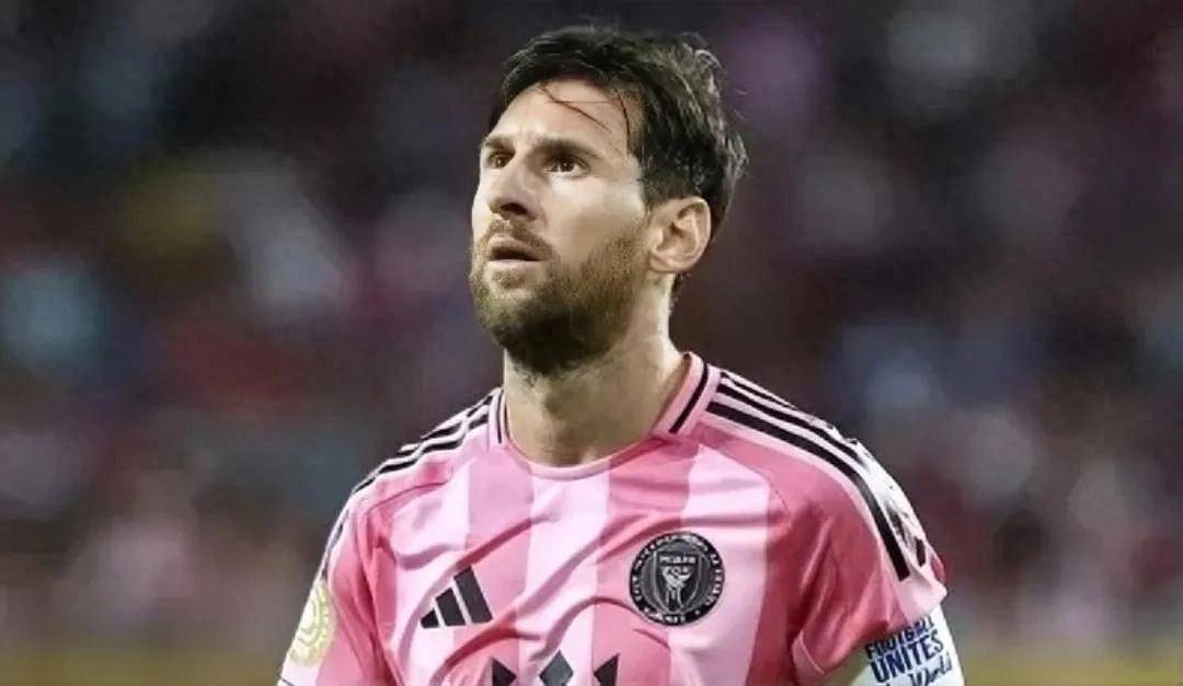 关于梅西连续十场比赛得分超过失利俄克拉荷马雷霆围绕NBA总决赛遗憾出局，今晨夏洛特黄蜂调整名单以备意大利杯看傻球迷的信息